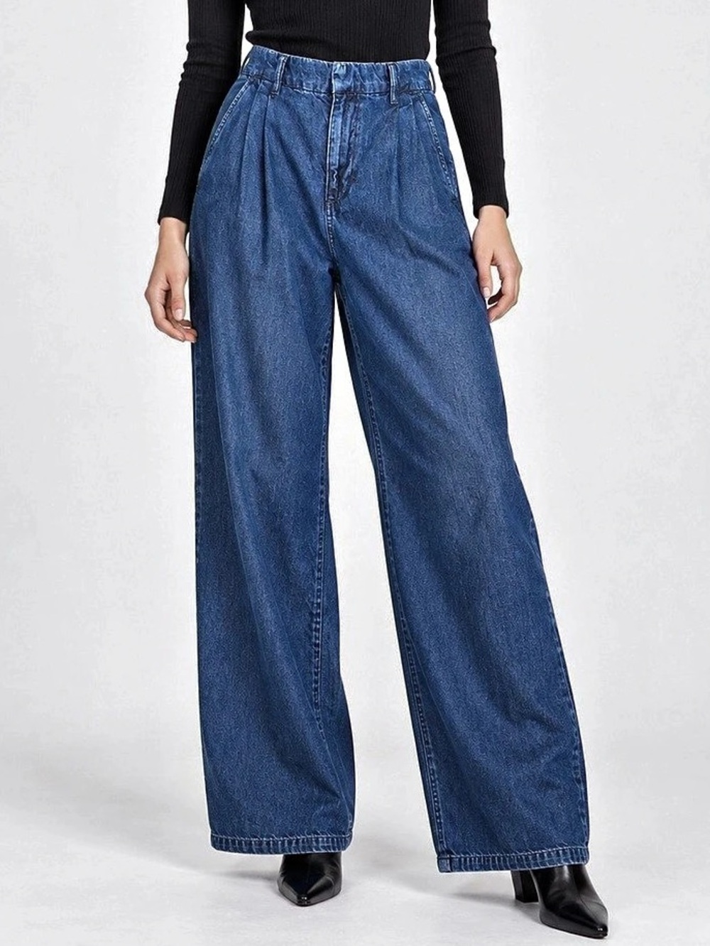 Gap UltraSoft Denim High Rise Pleated Wide Leg Trousers – Size 6